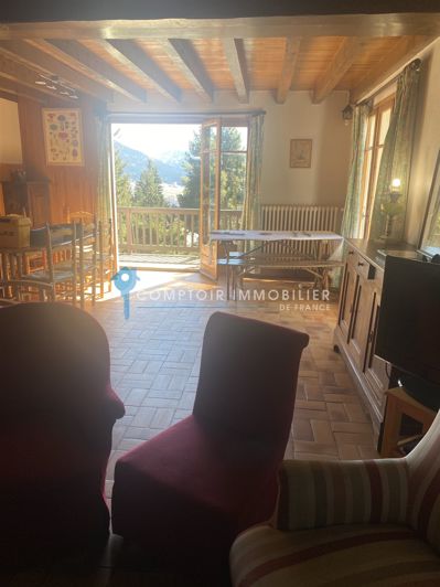 Image No.6-5 Bed House for sale