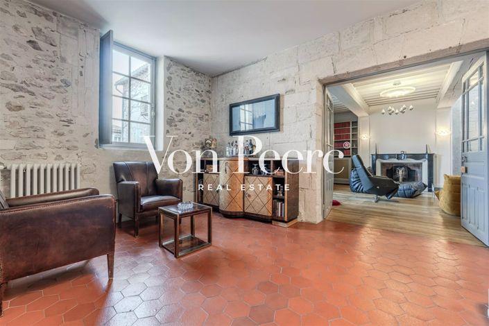 Image No.10-3 Bed Apartment for sale