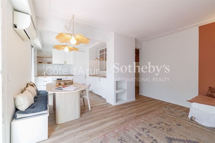 Image No.2-Appartement de 1 chambre à vendre à Nice