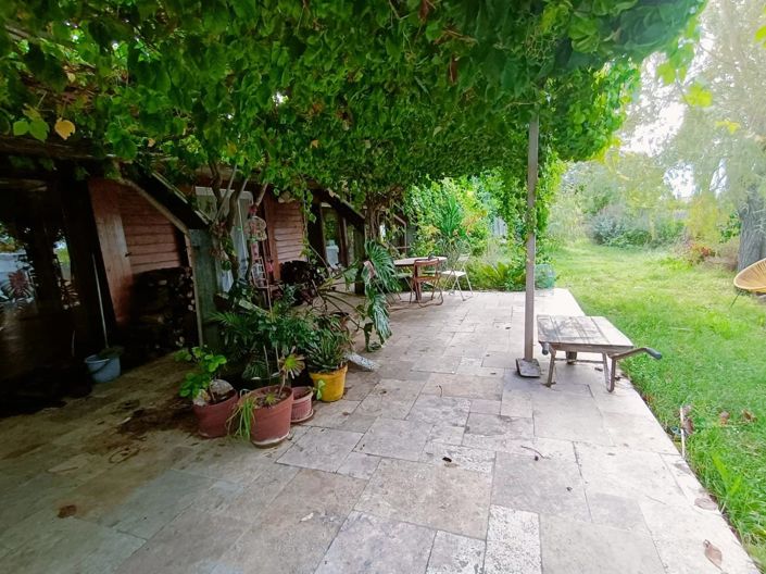 Image No.8-1 Bed House for sale