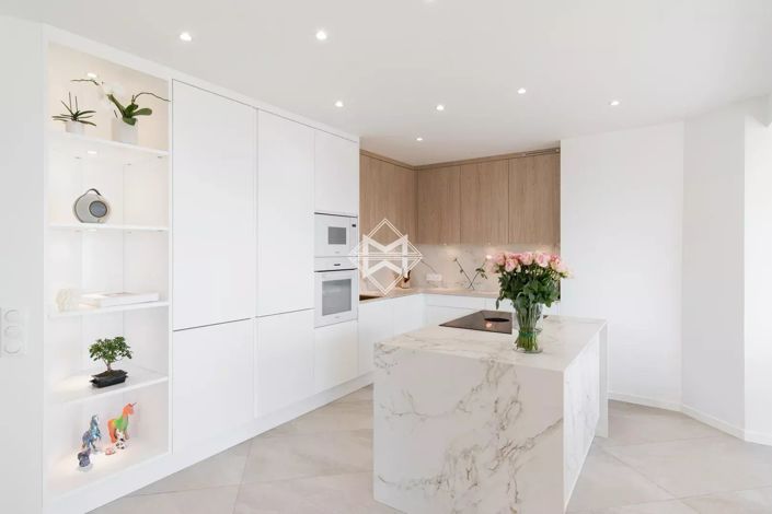 Image No.8-5 Bed Apartment for sale