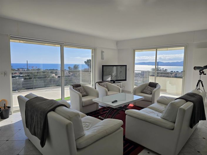 Image No.19-3 Bed Apartment for sale