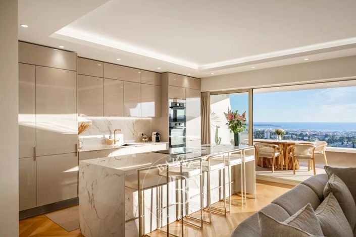 Image No.3-3 Bed Apartment for sale