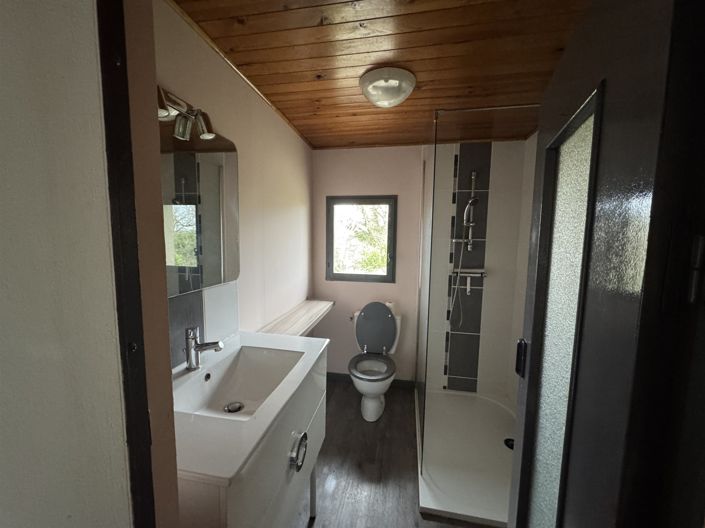 Image No.19-5 Bed House for sale