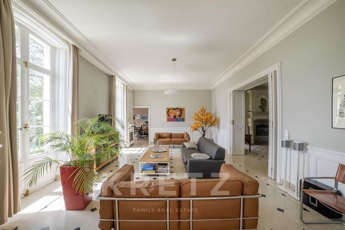 Image No.4-5 Bed Property for sale