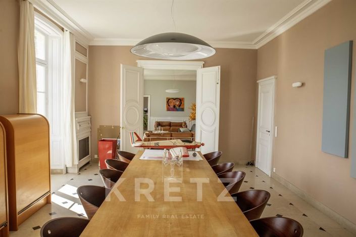 Image No.6-5 Bed Property for sale