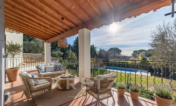 Image No.17-5 Bed House for sale