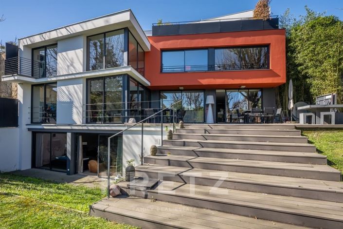 Image No.20-Maison de 4 chambres à vendre à Saint-Cloud