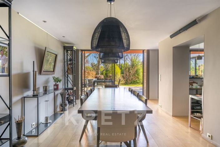 Image No.5-Maison de 4 chambres à vendre à Saint-Cloud