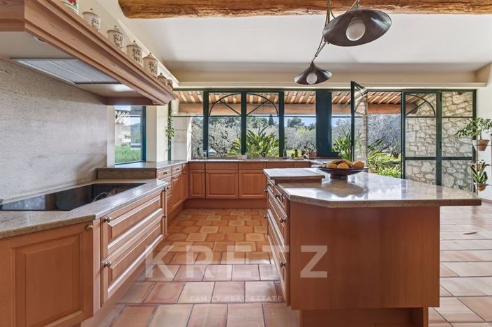 Image No.10-5 Bed House for sale