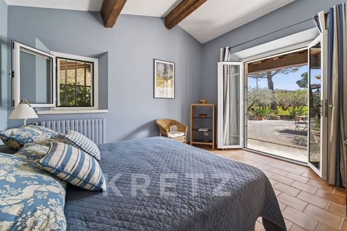 Image No.21-5 Bed House for sale