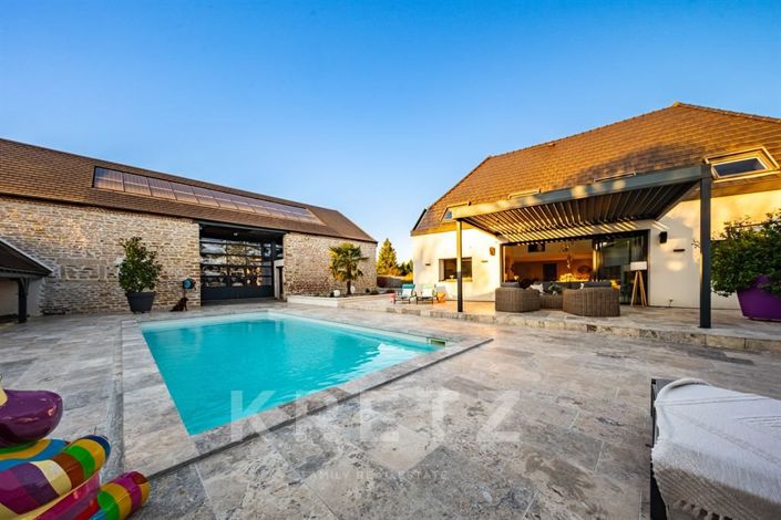 Image No.3-6 Bed House for sale