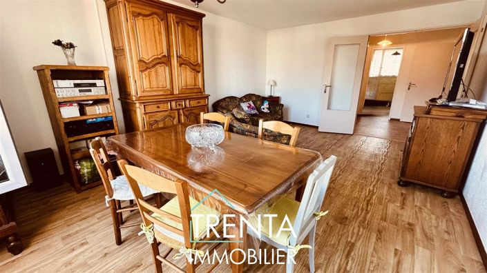 Image No.5-Apartment for sale