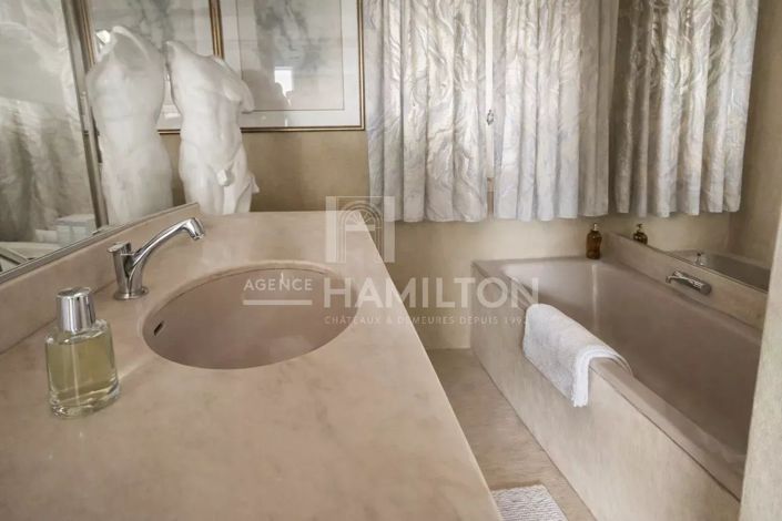 Image No.11-1 Bed Apartment for sale