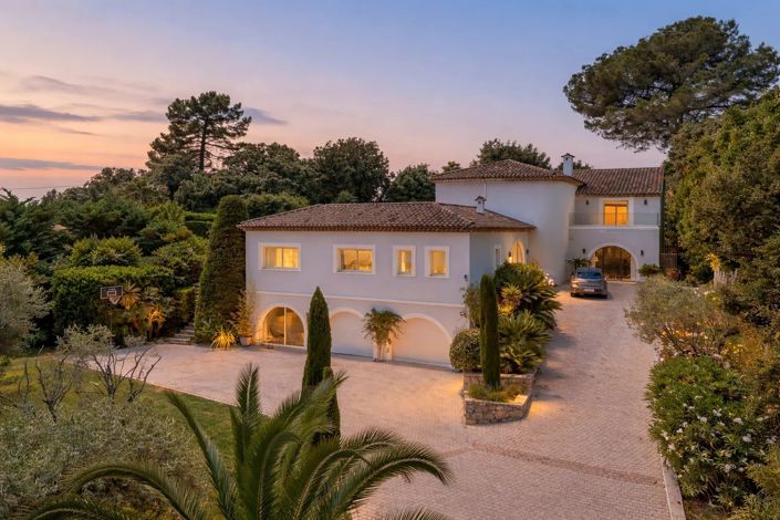 Image No.2-Maison de 6 chambres à vendre à Valbonne