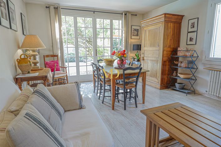 Image No.20-4 Bed House for sale