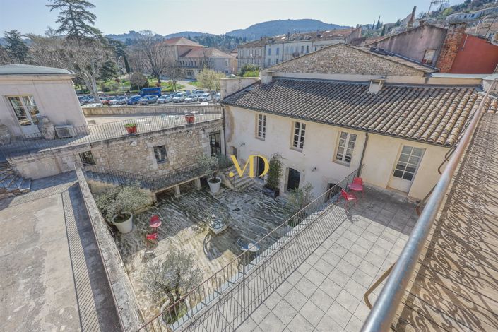 Image No.32-House for sale