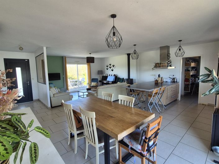 Image No.4-4 Bed House for sale