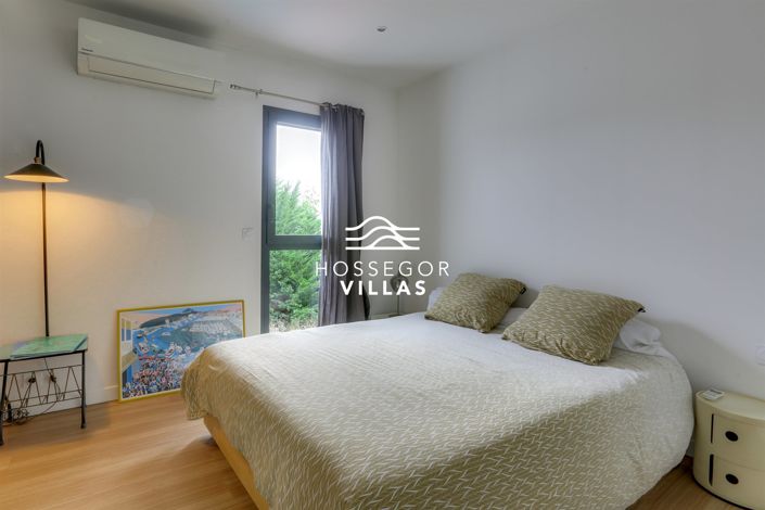 Image No.12-4 Bed House for sale