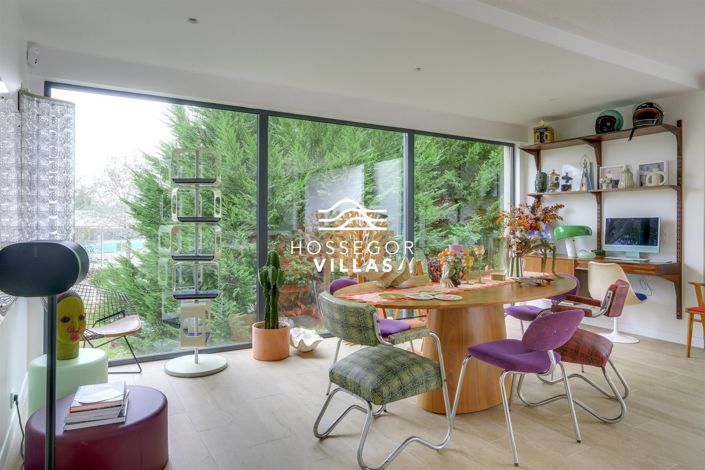 Image No.5-4 Bed House for sale
