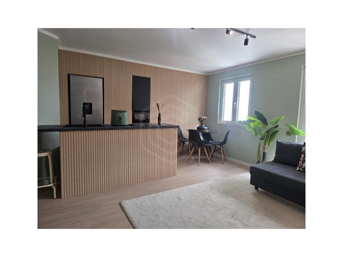 Image No.5-Apartment for sale