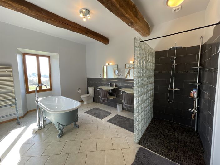 Image No.13-4 Bed House for sale