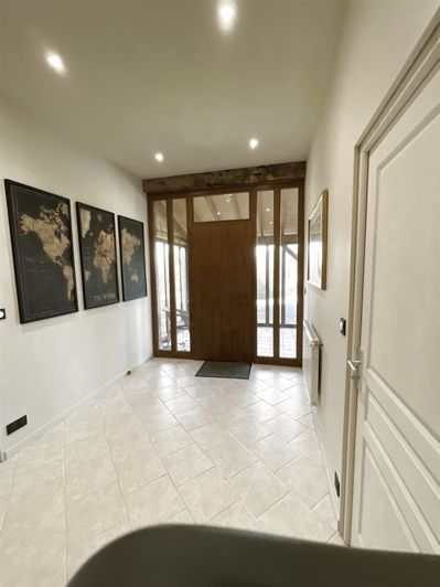 Image No.6-4 Bed House for sale