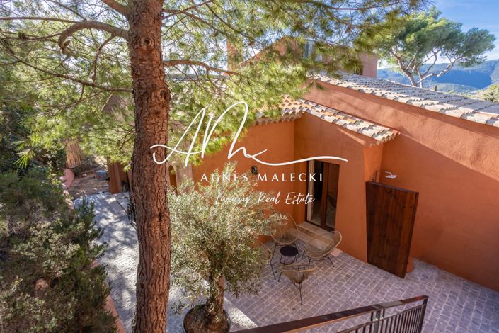 Image No.4-5 Bed House for sale