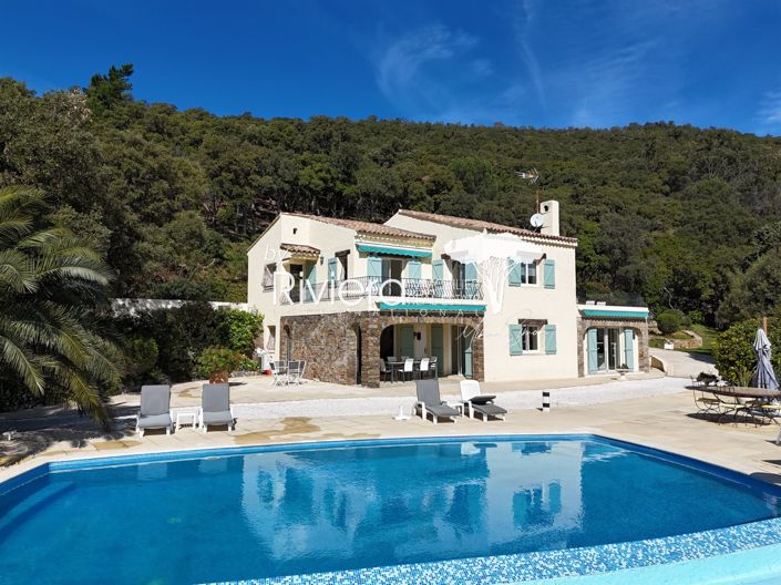 Image No.2-Maison de 5 chambres à vendre à Cavalaire-sur-Mer