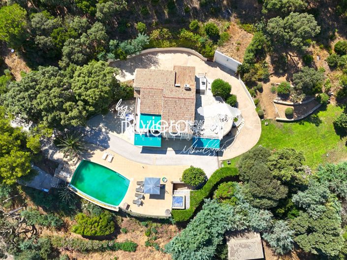 Image No.26-5 Bed House for sale