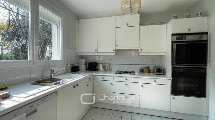 Image No.14-5 Bed House for sale