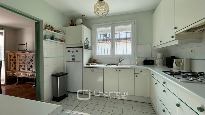 Image No.15-5 Bed House for sale