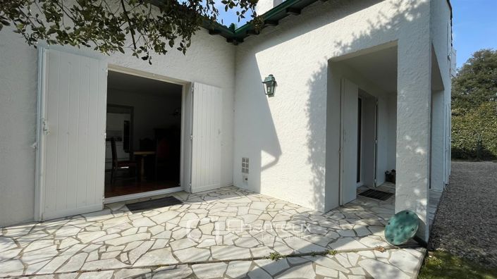 Image No.39-5 Bed House for sale