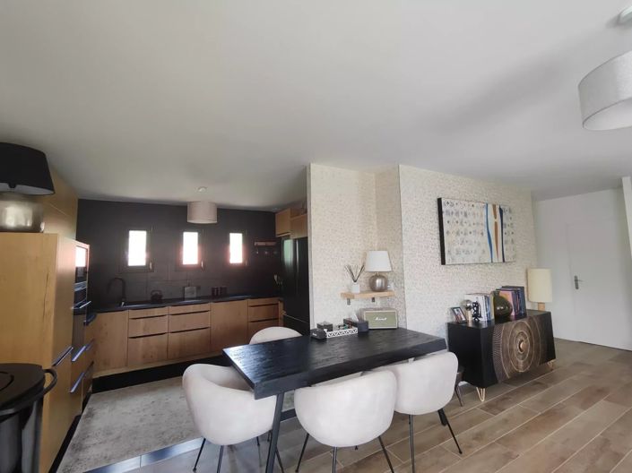 Image No.7-3 Bed House for sale