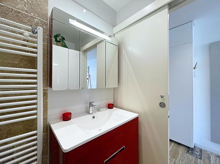 Image No.10-1 Bed Apartment for sale