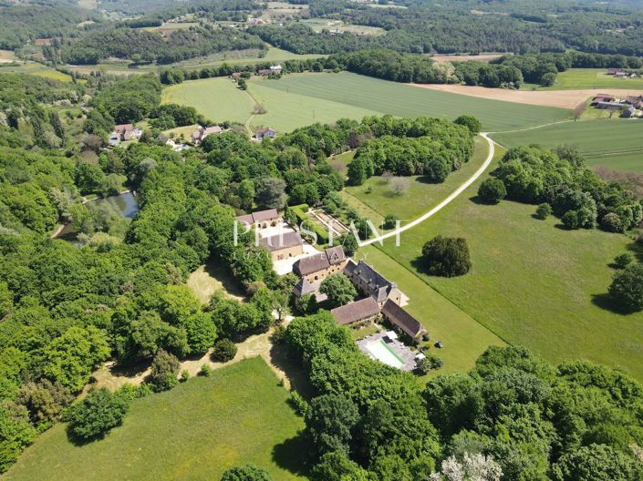 Image No.6-13 Bed Property for sale