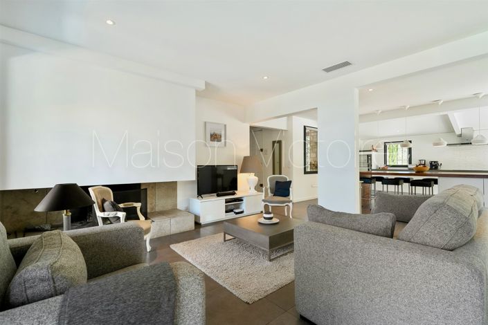 Image No.4-Maison de 5 chambres à vendre à Gordes