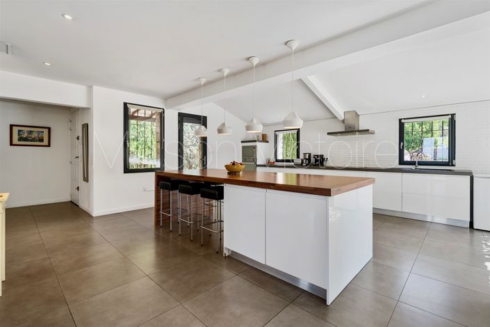 Image No.5-Maison de 5 chambres à vendre à Gordes