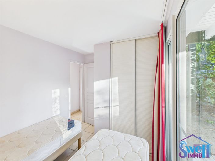 Image No.10-1 Bed Apartment for sale