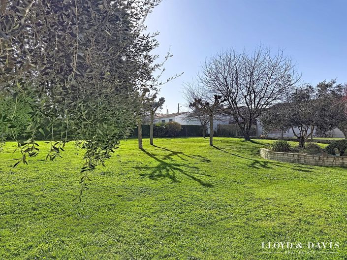 Image No.7-3 Bed House for sale