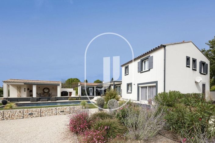 Image No.14-3 Bed House for sale