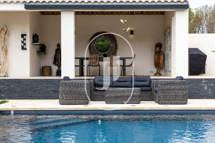 Image No.2-3 Bed House for sale