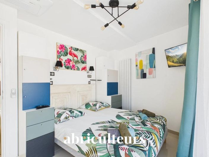 Image No.13-2 Bed Apartment for sale