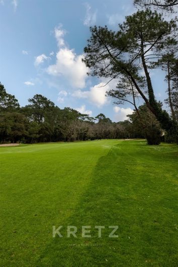 Image No.2-8 Bed House for sale