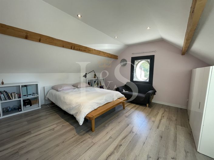 Image No.13-5 Bed House for sale