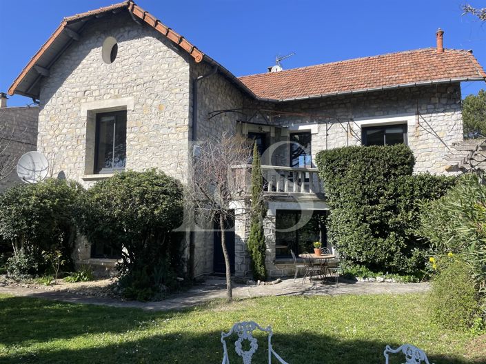Image No.3-5 Bed House for sale