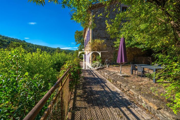 Image No.40-12 Bed House for sale