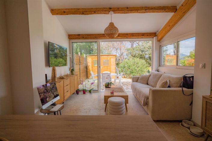 Image No.4-2 Bed House for sale