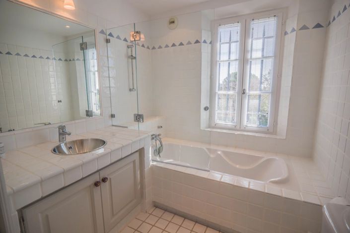 Image No.13-4 Bed House for sale