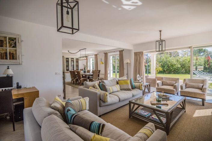 Image No.4-4 Bed House for sale